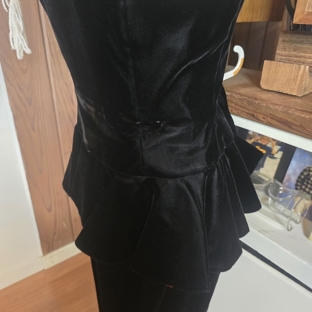 A.J. Bari 80s Vintage Elegant Black Velvet Strapless Peplum Dress - Picture 2 of 7